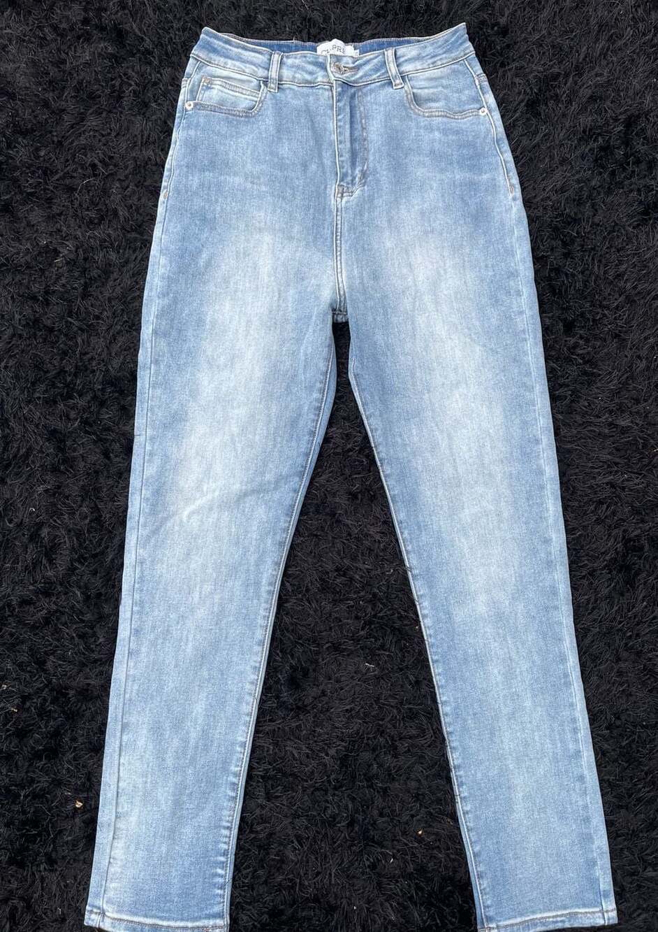 CHIPRE Light Wash High-Rise Tapered Mom Jeans